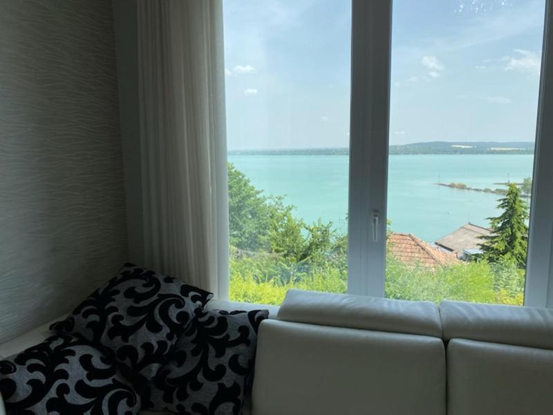 Marcelo Deluxe Apartment Tihany Bagian luar foto
